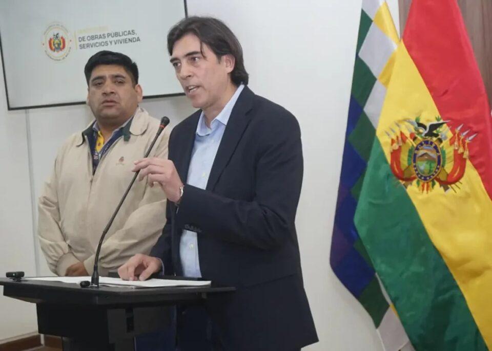 Gobierno se abre al diálogo y convocan al sector transporte para analizar el D.S. 5503