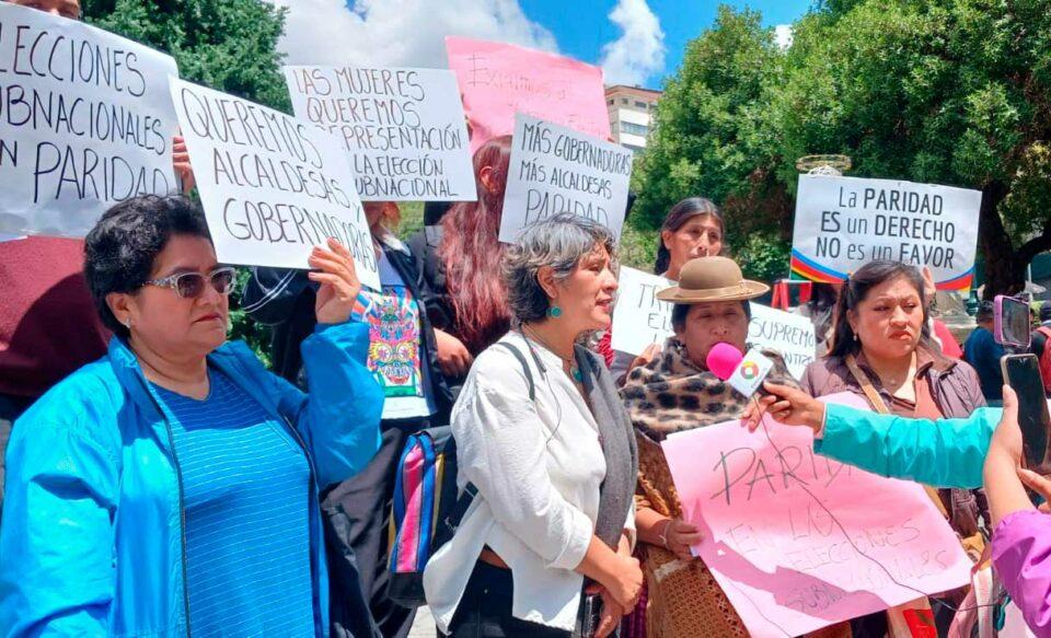 Subnacionales: organizaciones de mujeres piden al TSE ajustar reglamento para garantizar la paridad en cargos ejecutivos y legislativos