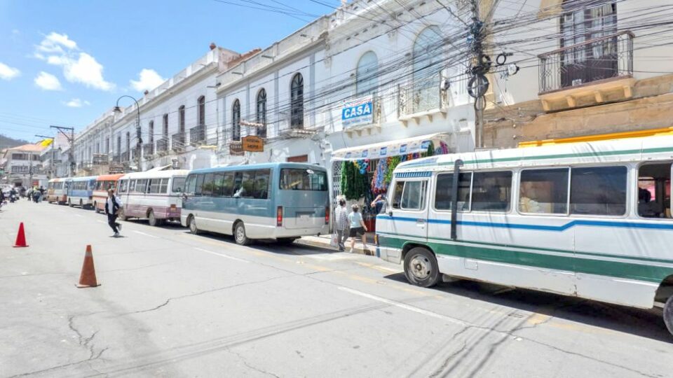 En Sucre, la tarifa de pasaje sube a Bs 3