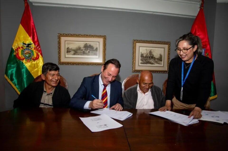 "Somos La Paz" se inscribe rumbo a las subnacionales y anuncia postulación de Ellefsen a la Gobernación