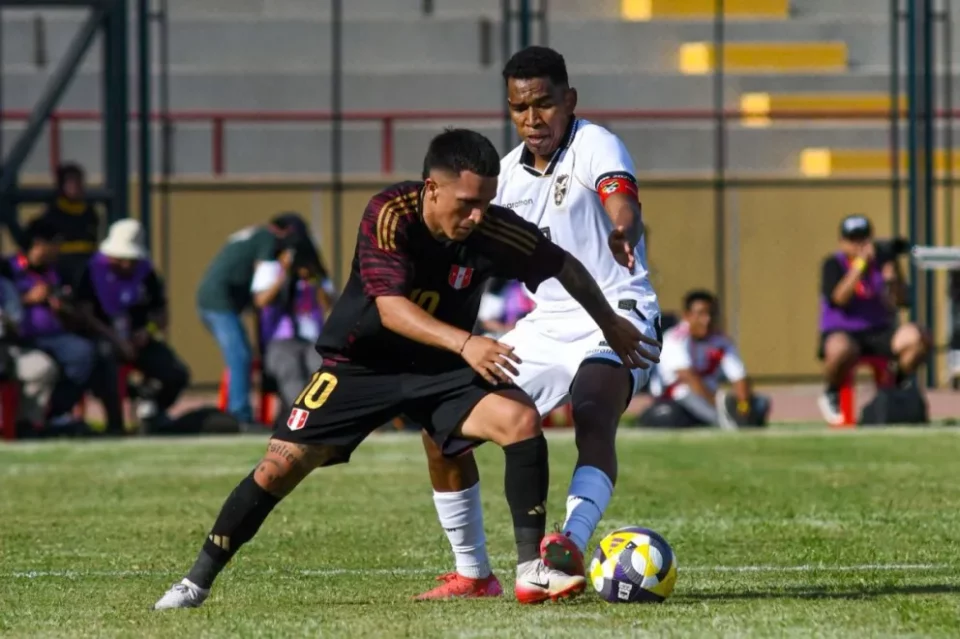 Bolivia pierde 2-0 ante un rival que no fue superior en la cancha
