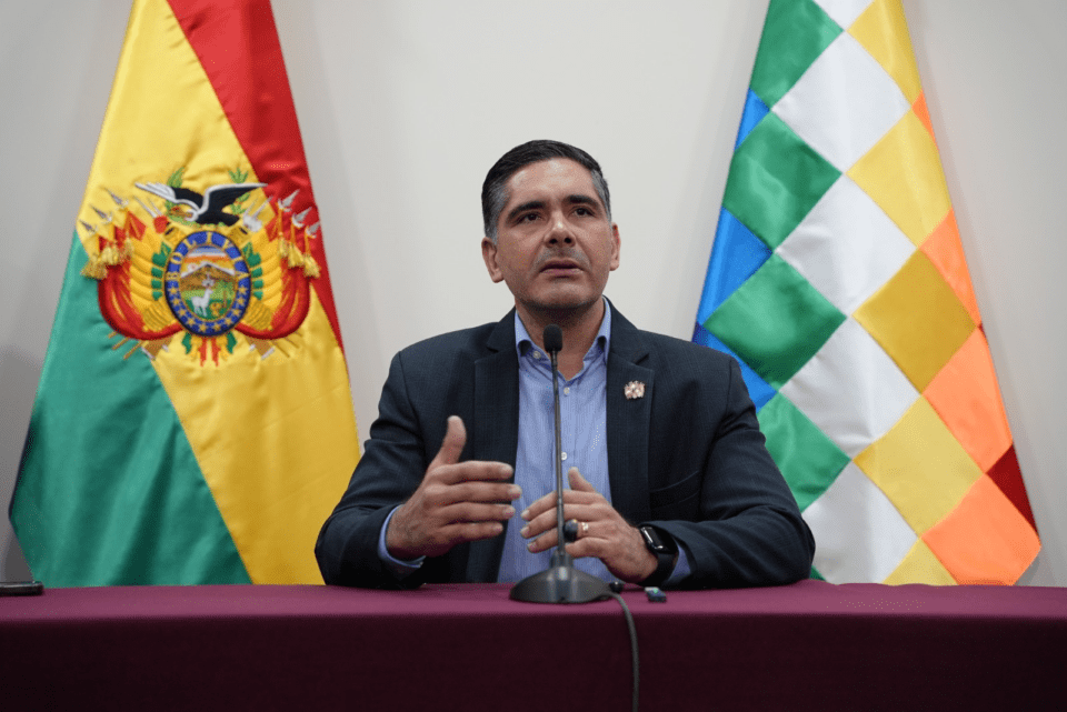 Ministro Justiniano cuestiona presunto "enriquecimiento ilícito" de los investigados por el caso Emapa