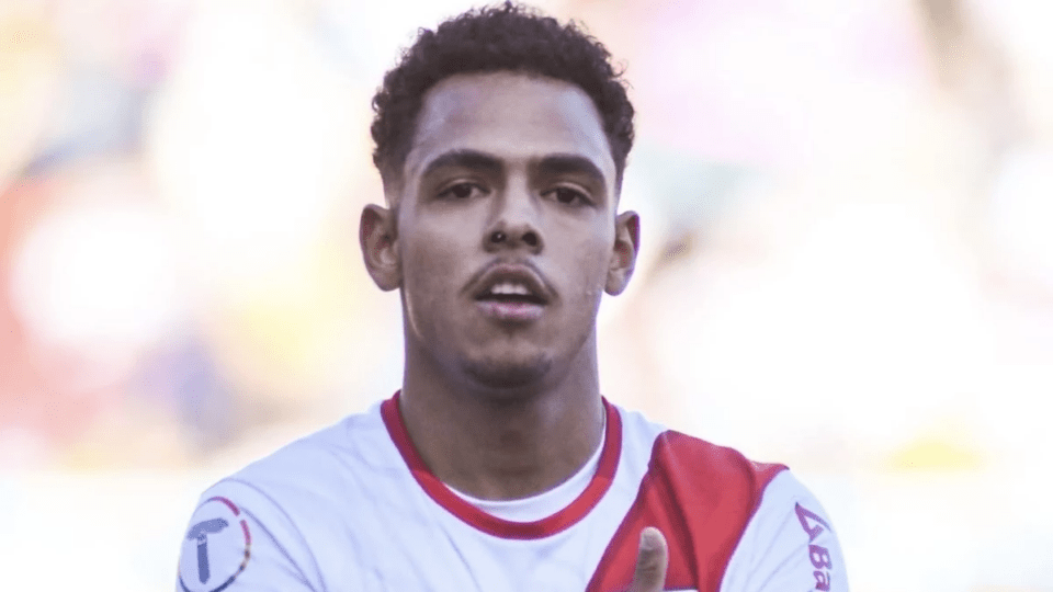 La venta de Paniagua será histórica para el fútbol nacional, afirma Fontana