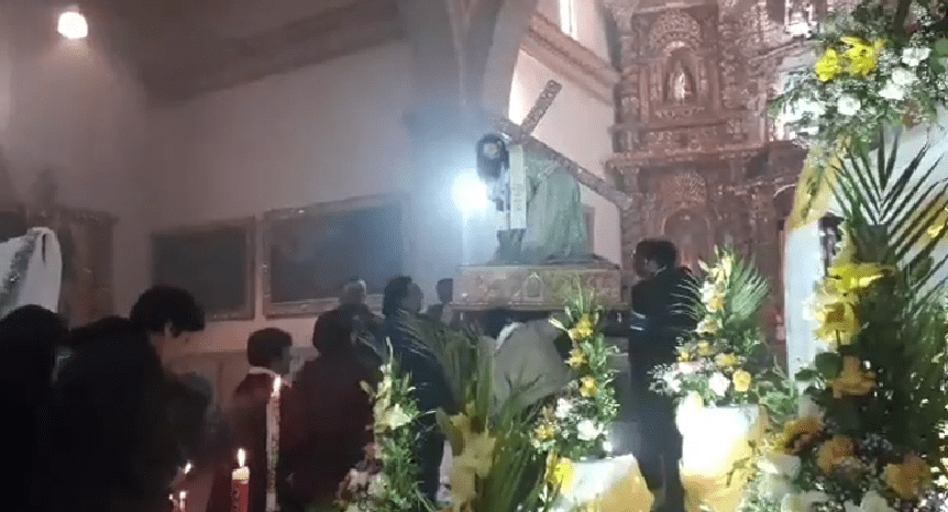 Fieles celebran la ´Fiesta del Señor de las Caídas´ en Año Nuevo