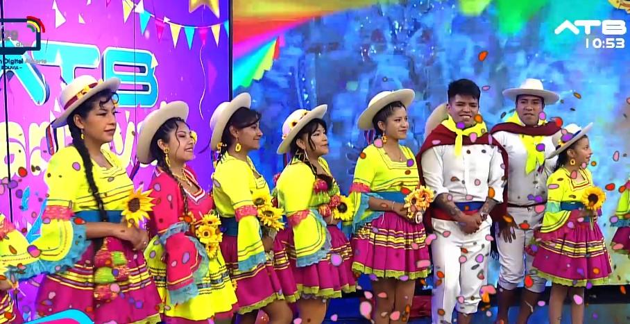 Danzarines del Carnaval Chicheño se alistan para el Jisk'a anata 2026