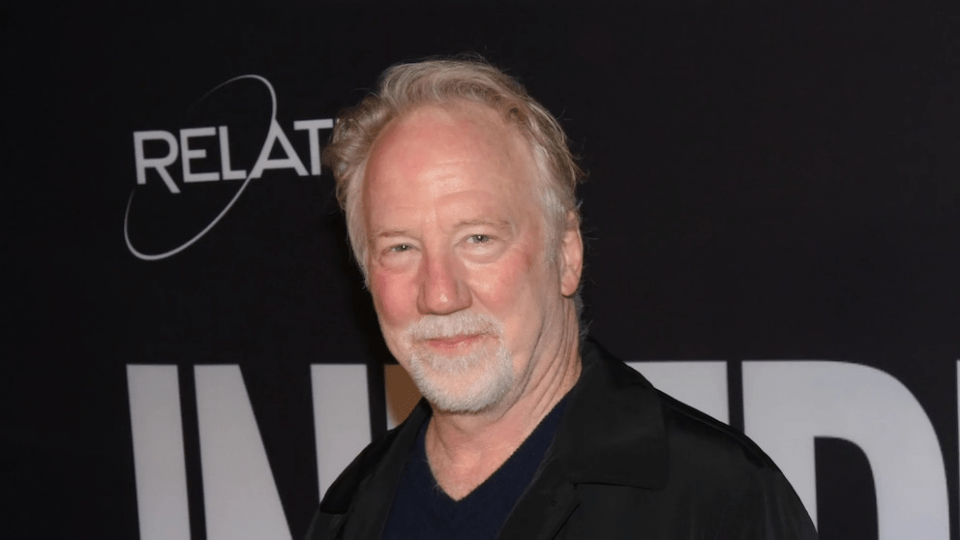 Cronología de las denuncias por abuso y acoso sexual que mancharon la carrera de Timothy Busfield