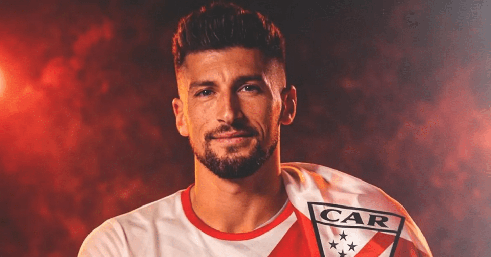 Amoroso ya está en el país y se suma al campeón Always Ready