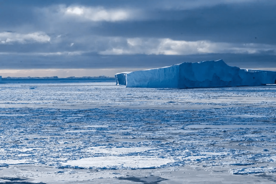 ¿Misterio resuelto? Nuevo mapa revela lo que hay bajo el hielo de la Antártida