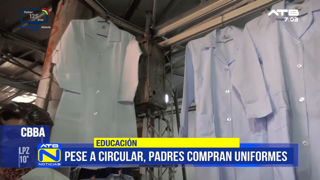 Cochabamba: Ventas de uniformes escolares aumentan en la Cancha