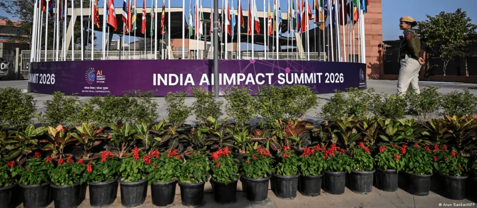 Líderes mundiales y gigantes tecnológicos toman postura sobre la IA en la Cumbre de Indias