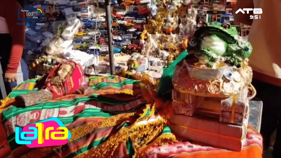 Este 14 de febrero inicia el gran remate de Alasitas en la plaza La Paz, El Alto