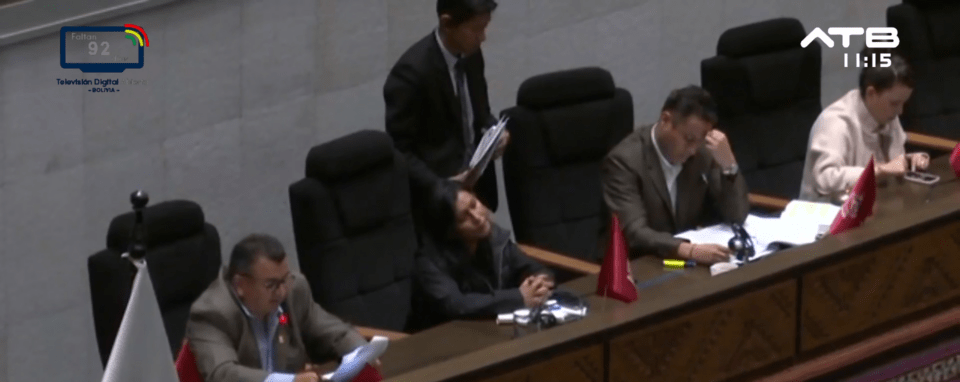 Merdinacelli no asistió al acto de interpelación frente a los congresistas de Libre y PDC