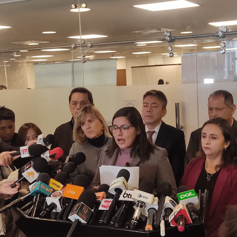 Bancada de Libre apoya la interpelación al ministro de Hidrocarburos programado para este viernes