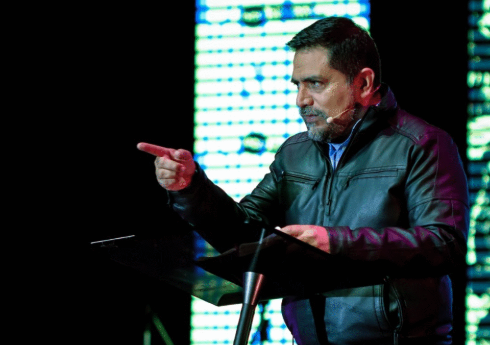 El pastor Marco Núñez del Arco niega las acusaciones en su contra