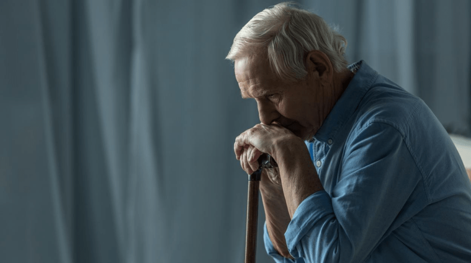 El síndrome del ocaso en el adulto mayor: consejos para evitar afectaciones negativas en la salud