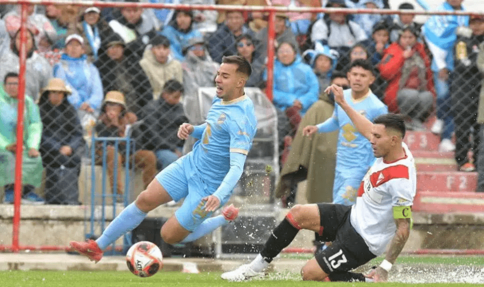 Always Ready y Bolívar se enfrentan en la final de ida del Torneo de Verano