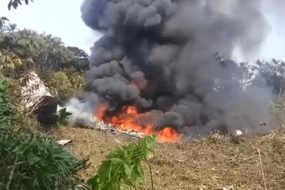 Un avión de la Fuerza Aérea Colombiana se estrella al despegar con varios militares a bordo en Puerto Leguízamo