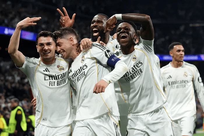 Paliza del Real Madrid al City con hat-trick de Valverde