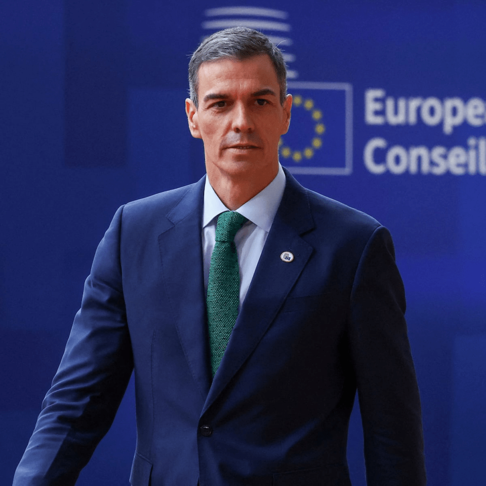 El presidente español, Pedro Sánchez, dice 'no a la guerra' en represalia por las amenazas de Trump