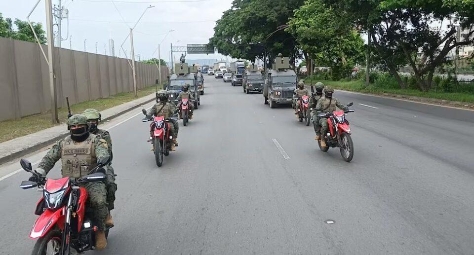 Primer día de toque de queda en Ecuador deja 253 detenidos