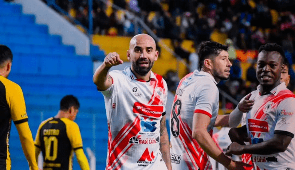 Nacional golpea en Potosí y agrava la crisis de The Strongest