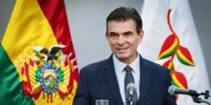 rodrigo-paz-bolivia_101-13892313_20251207232957