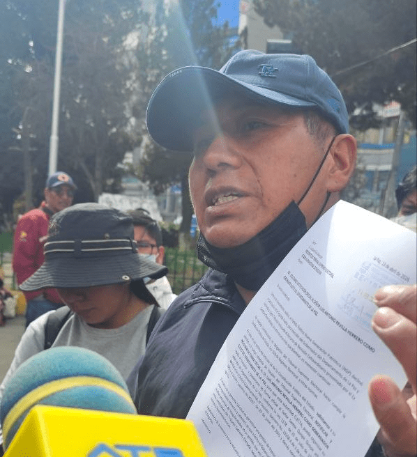 Ciudadanos se concentran en El Alto y respaldan a Luis Revilla como gobernador electo