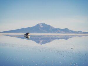 National Geographic: El Salar de Uyuni gana visibilidad global por su efecto espejo y presencia en documental