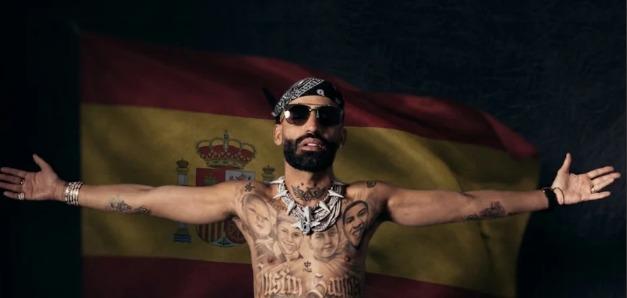 Cantante Arcángel desata polémica con sus declaraciones sobre España